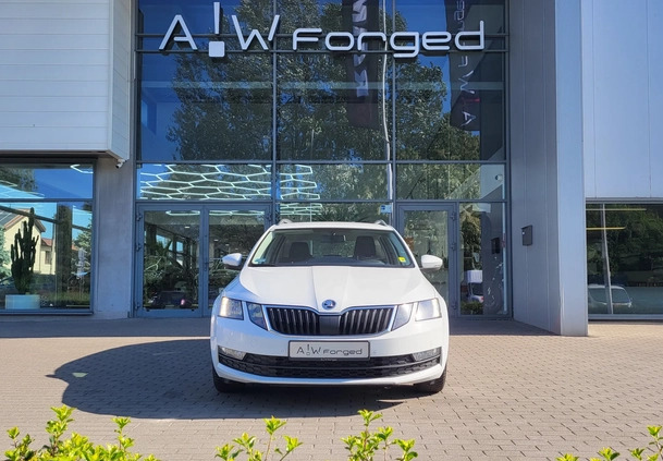 Skoda Octavia cena 62900 przebieg: 167710, rok produkcji 2020 z Nowe Warpno małe 781